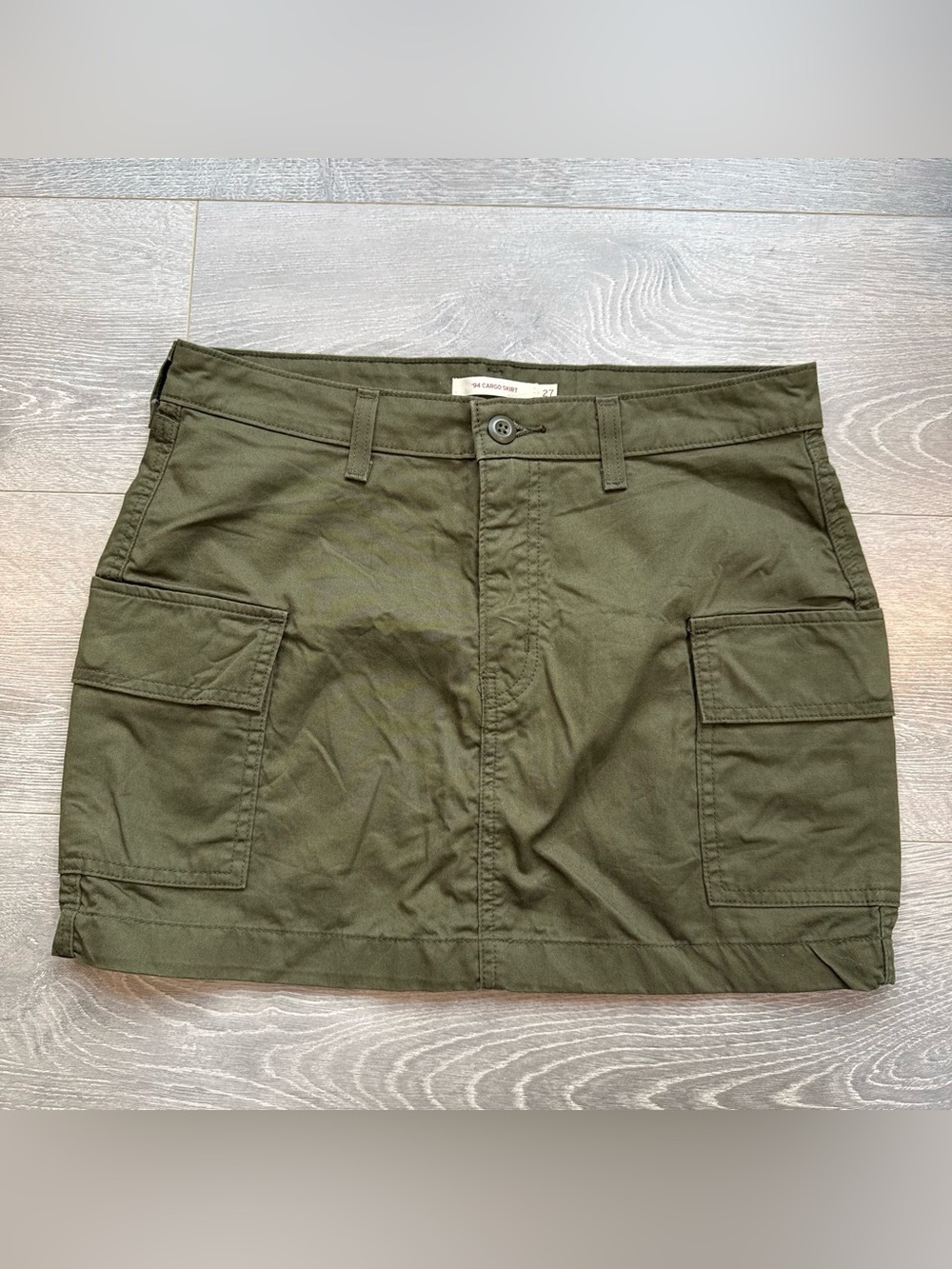 Levi’s Olive Green Cargo Mini Skirt- Size 27